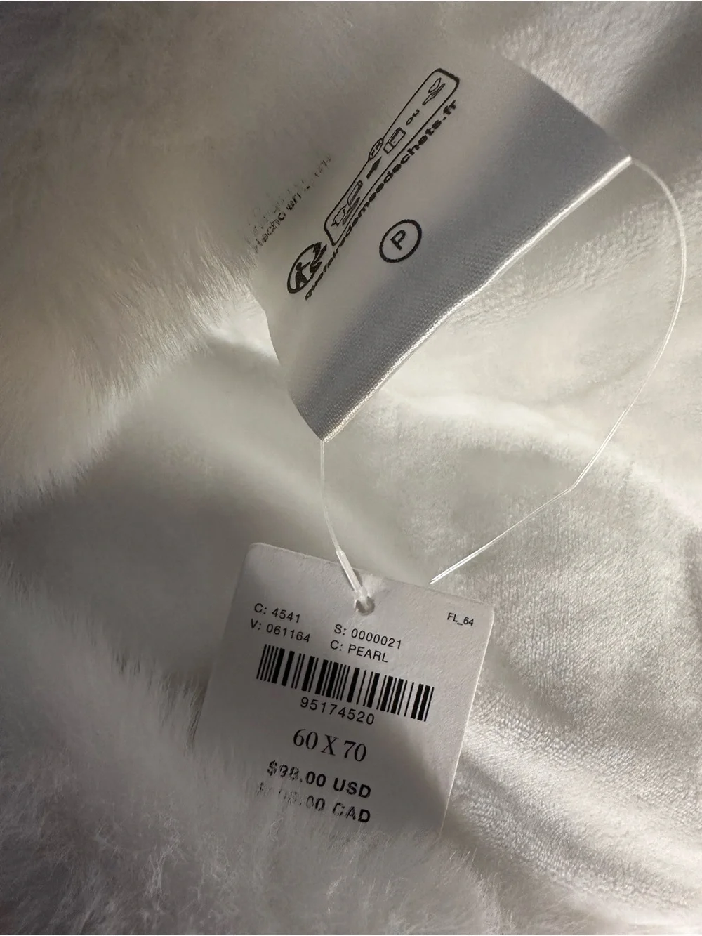 Anthropologie The Sophie Faux Fur Throw Blanket NWT 60”x 70” in White